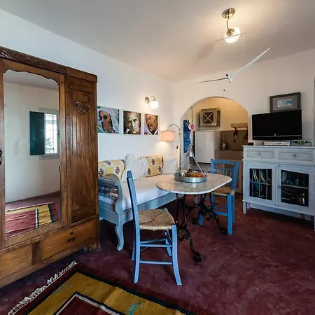 Villa Aegagros Caldera