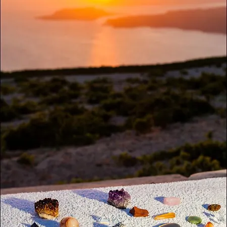 Aegagros Caldera * Megalochori (Santorini)