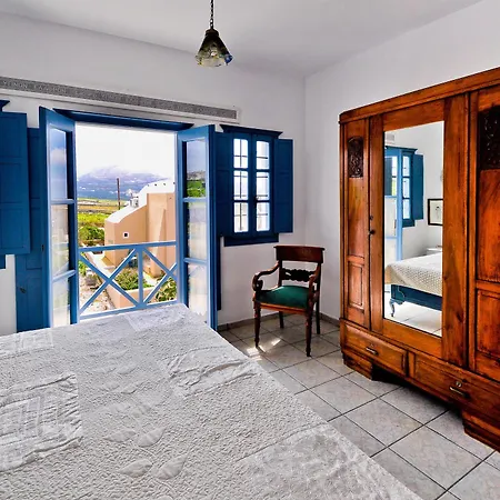 Santo Blue Santorini Caldera View Luxury Lejlighedshotel