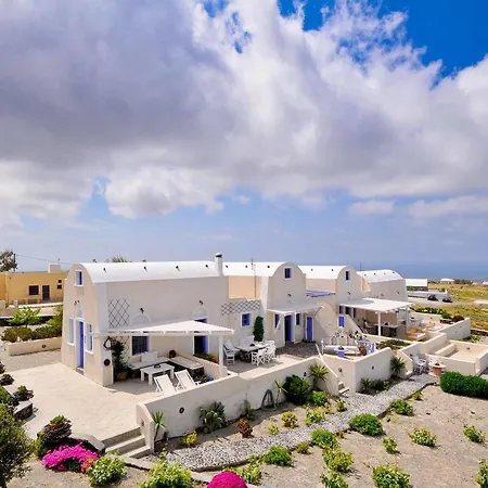 Ξενοδοχείο με διαμερίσματα Santo Blue Santorini Caldera View Luxury Μεγαλοχώρι